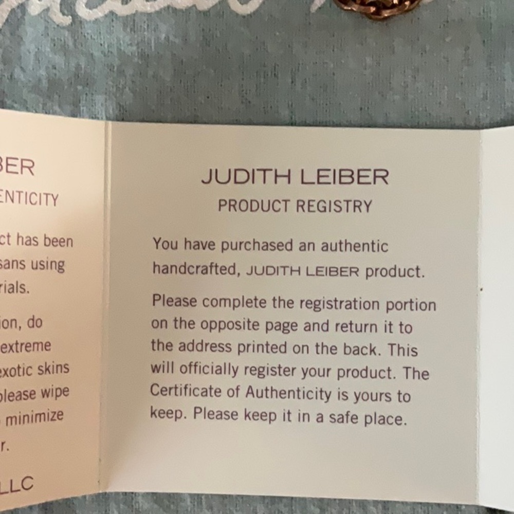 Judith Leiber Stunning Python and Metallic Leather Clutch/Handbag - Picture 12 of 16